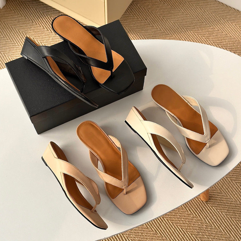 Damen Bequeme Wedgesandalen mit modischem Zehenstegdesign EB