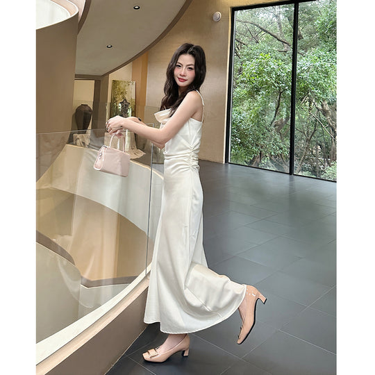 Damen elegante Pumps mit quadratischer Kappe und dekorativem Schnallenakzent EB