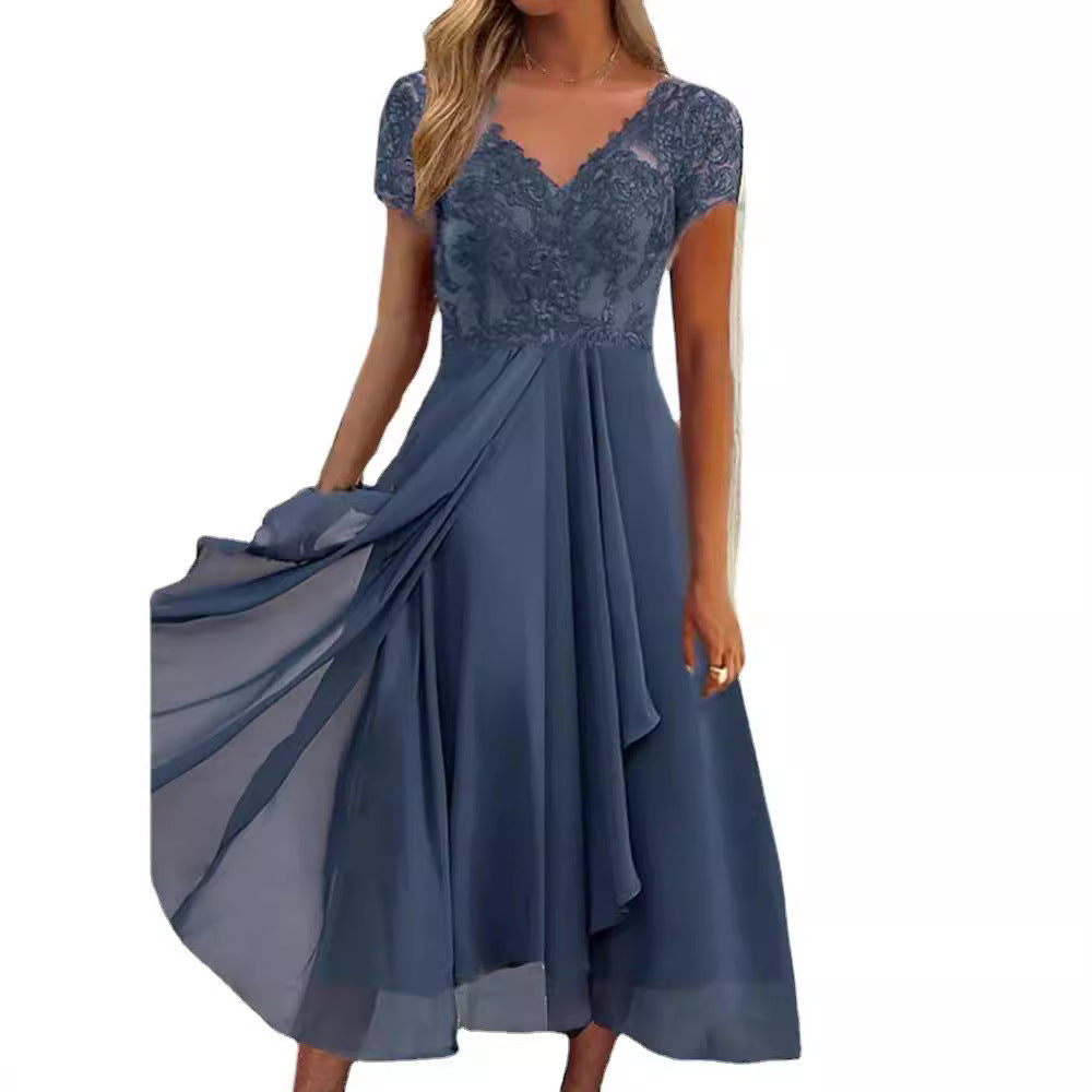 Damen Maxikleid mit elegantem Spitzeneinsatz und fließendem Rock Heidi-Mode