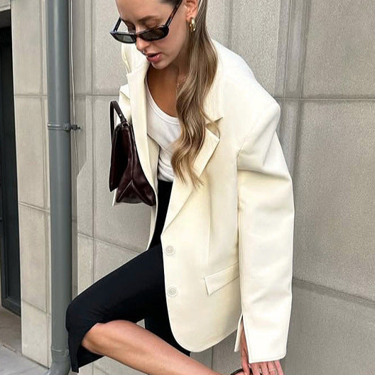 Damen Oversized Blazerjacke mit doppelter Knopfleiste und eleganten Details EB