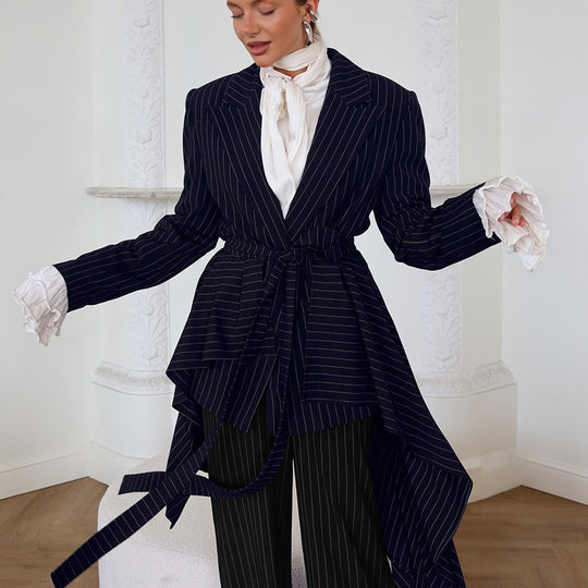 Damen Elegante taillierte Blazerjacke mit asymmetrischem Schnitt und Gürtel EB