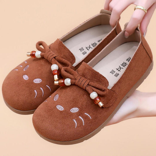 Damen Freizeit-Slipper mit verspieltem Katzenmotiv und dekorativer Schleife EB