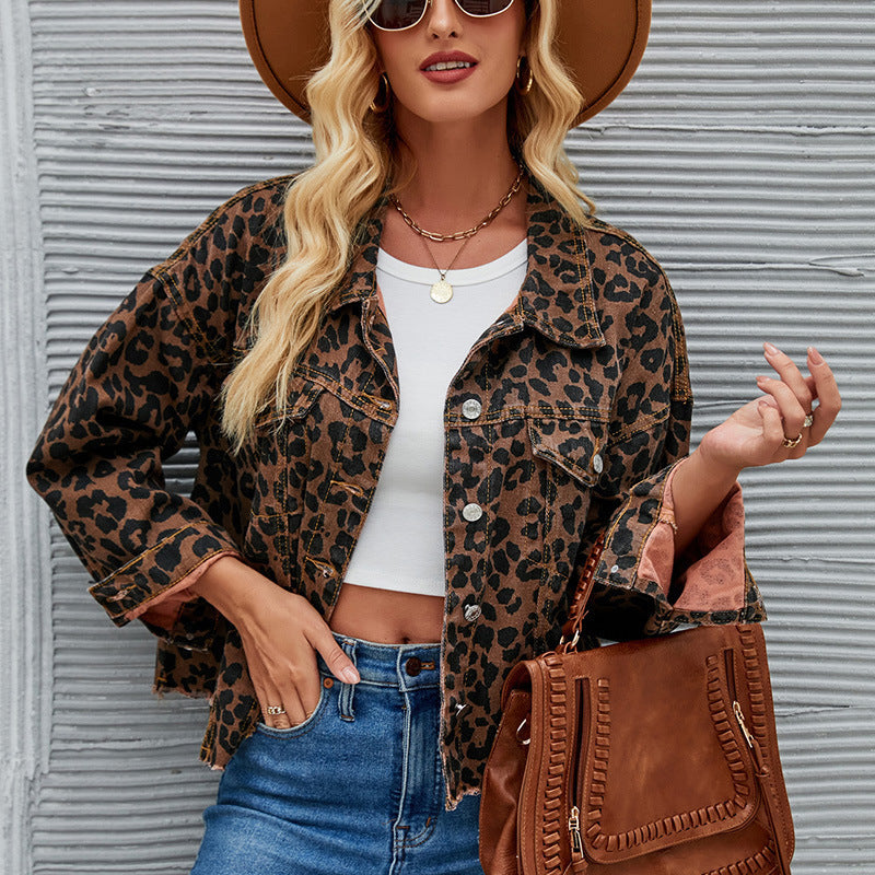Damen Karierte Denimjacke im angesagten Leopardenmuster mit modernem Schnitt EB
