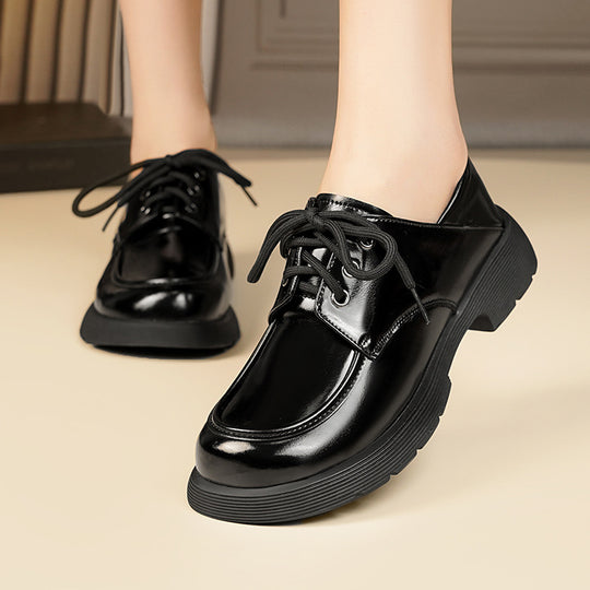 Damen Modische Halbschuhe mit robustem Profil und elegantem Design EB