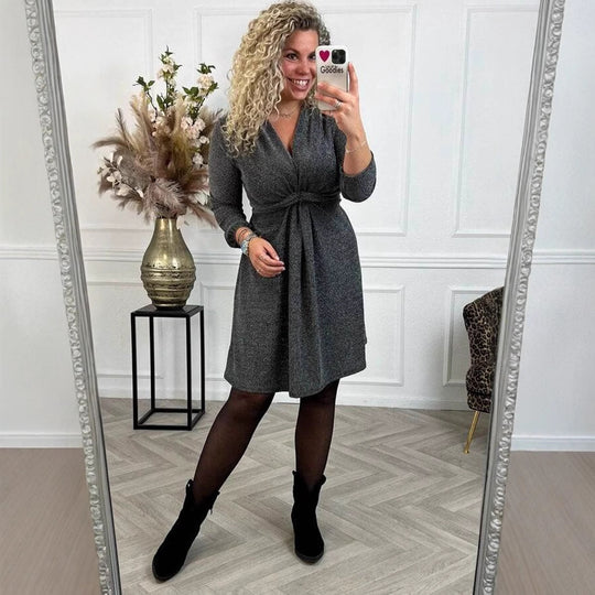 Damen Wickelkleid mit eleganter Raffinesse und schmeichelndem V-Ausschnitt Heidi-Mode
