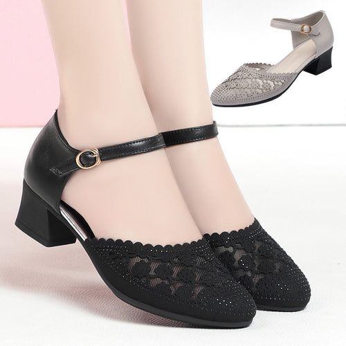 Damen Elegante Ballerinas mit zartem Rüschendesign und funkelnden Strassakzenten EB