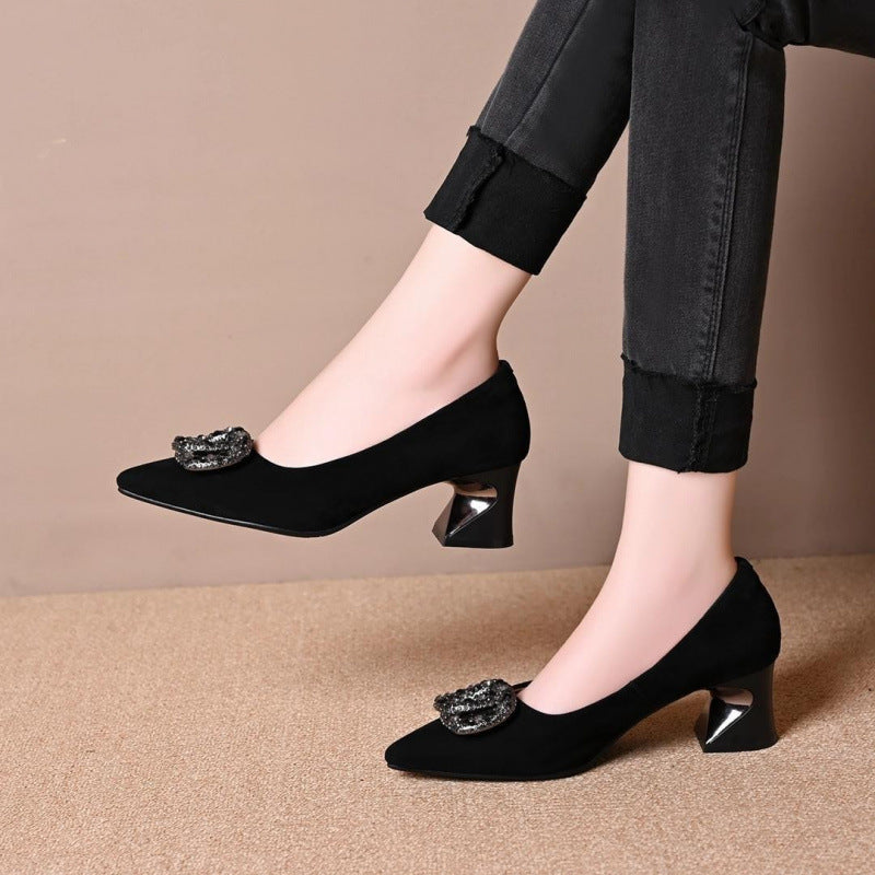 Damen Elegante Pumps mit funkelnder Schmuckapplikation EB