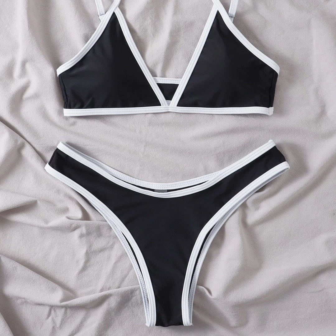 Damen Triangel-Bikini mit kontrastierenden Details EB