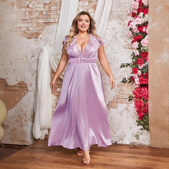Damen Elegantes Maxikleid mit Rüschendetails und taillierendem Gürtel EB