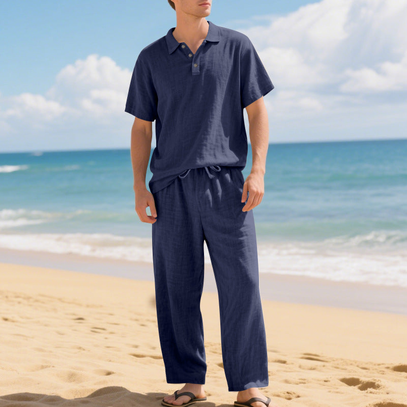 Herren nan luftiges Leinen-Ensemble mit Polokragen und regulierbarer Bundhose EB