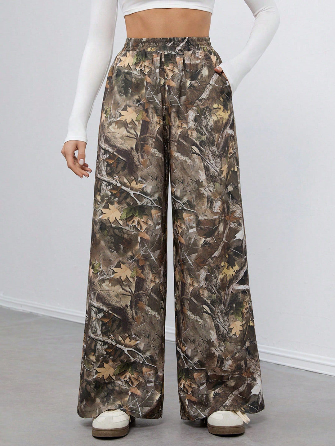 Damen Freizeit Palazzohose im modernen Camouflage-Design EB