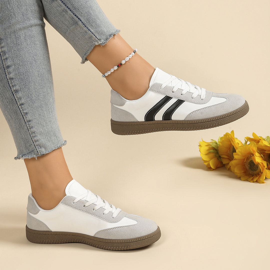 Damen Sneaker mit sportlichem Design und atmungsaktiver Oberfläche EB