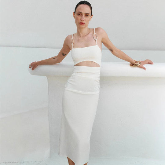 Damen figurbetontes Cut-Out Kleid mit schmalen Trägern und tailliertem Schnitt EB