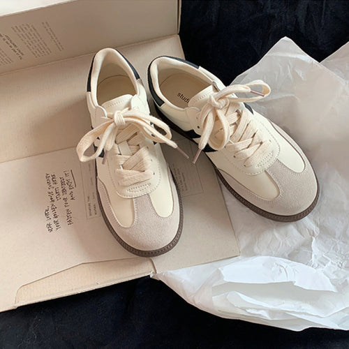 Damen Sneakers im sportiven Retro-Design mit feinem Wildleder und strapazierfähiger Sohle EB