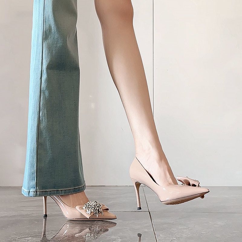 Damen spitze High Heel Pumps mit funkelnder Applikation EB