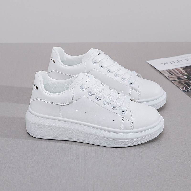 Damen Plattform Sneakers mit moderner Silhouette und komfortabler Dämpfung EB
