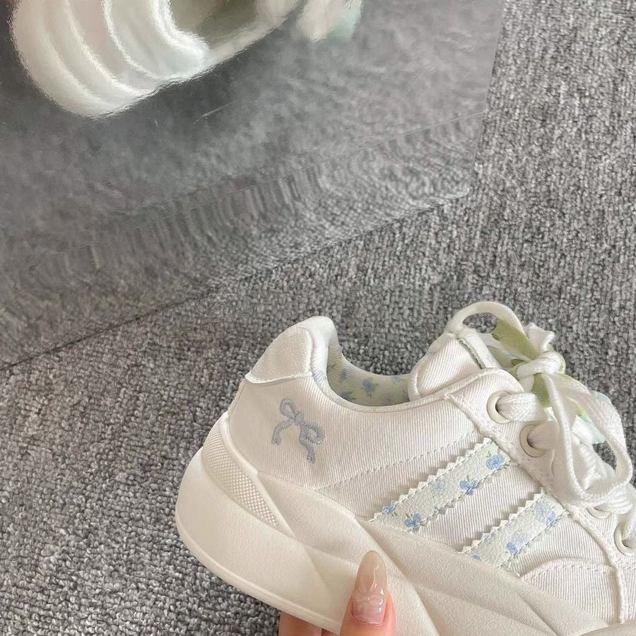 Damen Sneakers mit elegantem Rüschen-Design und gepolsterter Sohle EB