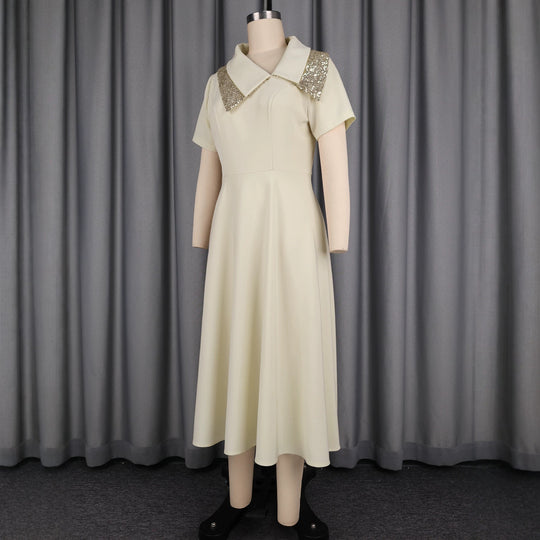 Damen Elegantes Kleid mit glamourösem Paillettenkragen EB