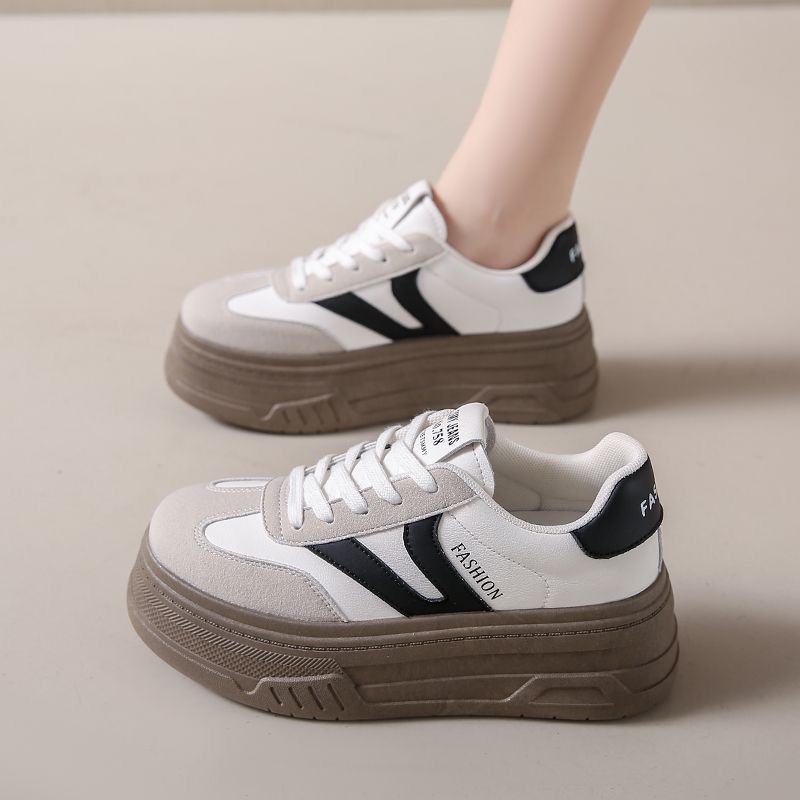 Damen Plateau-Sneaker mit modischer Verzierung EB