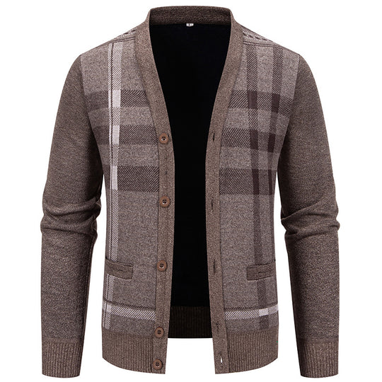 Herren stilvolle Strickjacke mit modernem Karomuster und praktischen Taschen EB