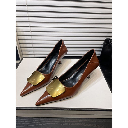 Damen spitze Stiletto-Pumps mit dekorativem Goldakzent EB
