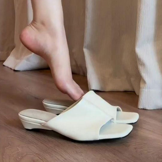 Damen bequeme Mules mit elegantem Riemendesign EB