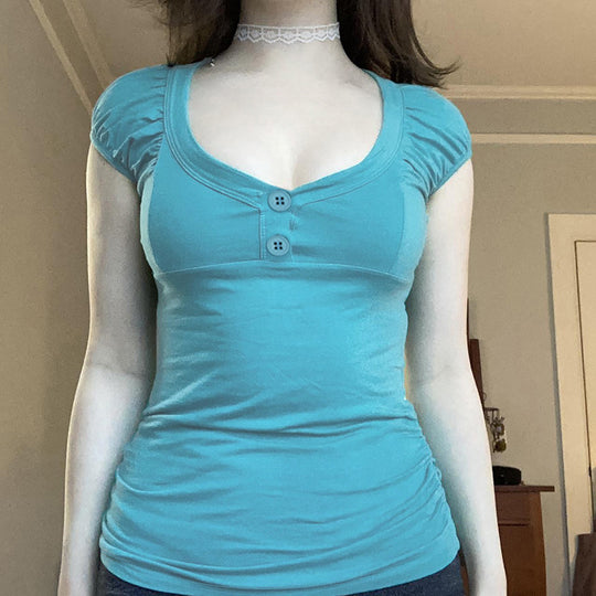 Damen figurbetontes Kurzarmshirt mit Puffärmeln und geschlossenen Knöpfen EB