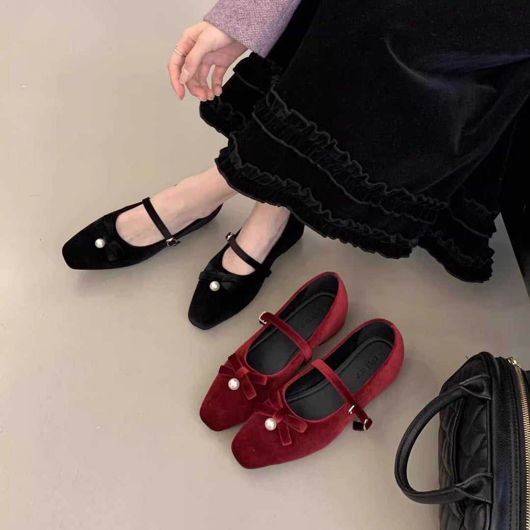 Damen Ballerinas mit elegantem Riemchen und perlverzierter Schleife EB