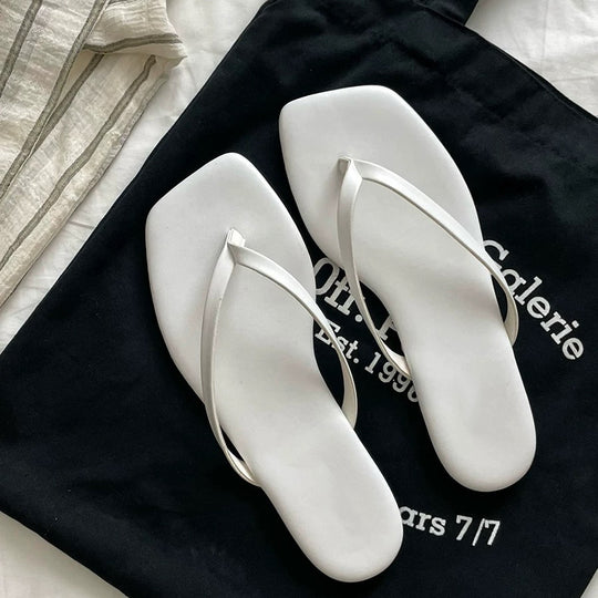 Damen Zehentrenner-Sandalen mit elegantem Riemendesign und ergonomischem Fußbett EB