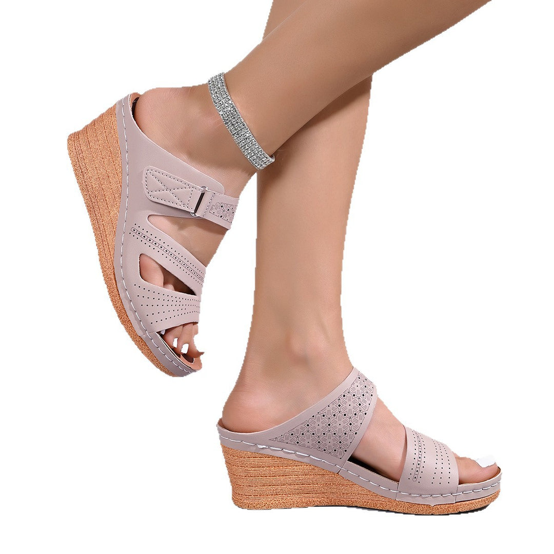 Damen Wedge-Pantoletten mit modischem Riemendesign und komfortabler Fußbettung EB