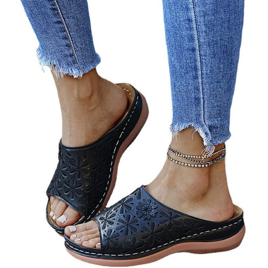 Damen Komfortable Clogs mit floralen Applikationen und anatomischem Fußbett EB