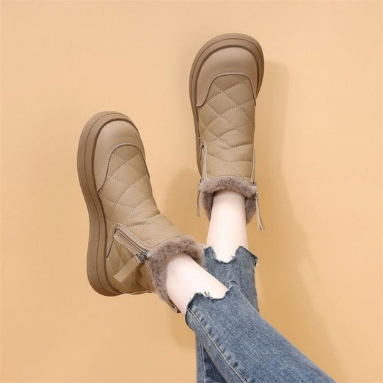 Damen warme Winterstiefel mit isolierender Fütterung und praktischem Reißverschluss EB