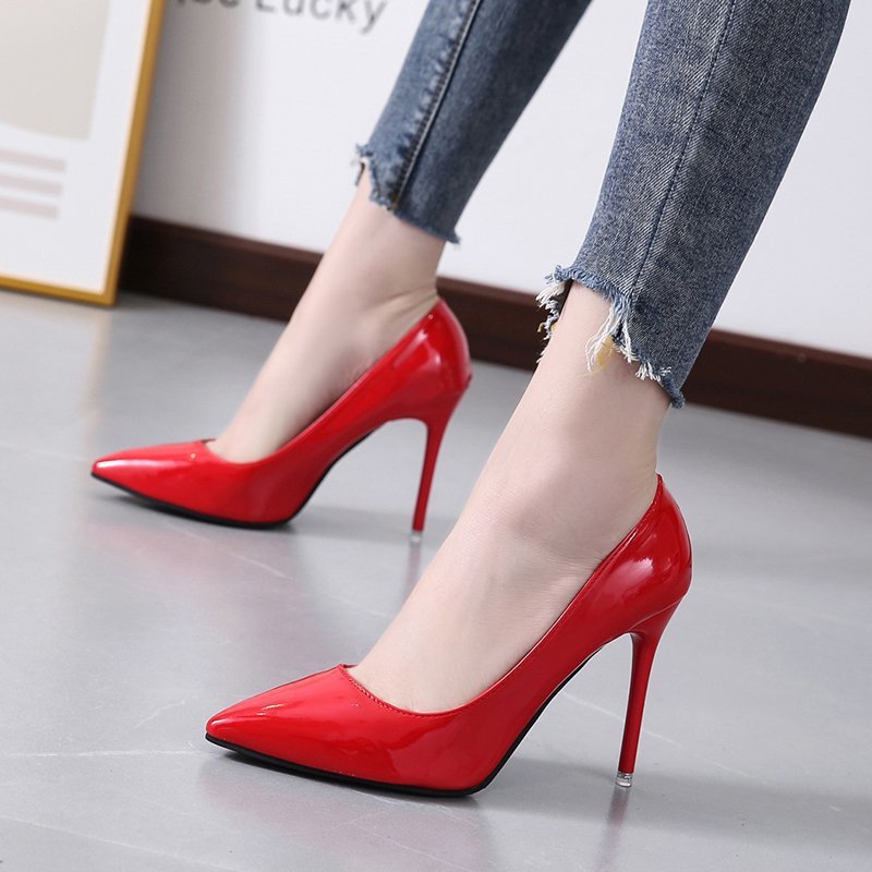Damen elegante High Heels mit spitzem Zehenbereich und glanzvollem Finish EB