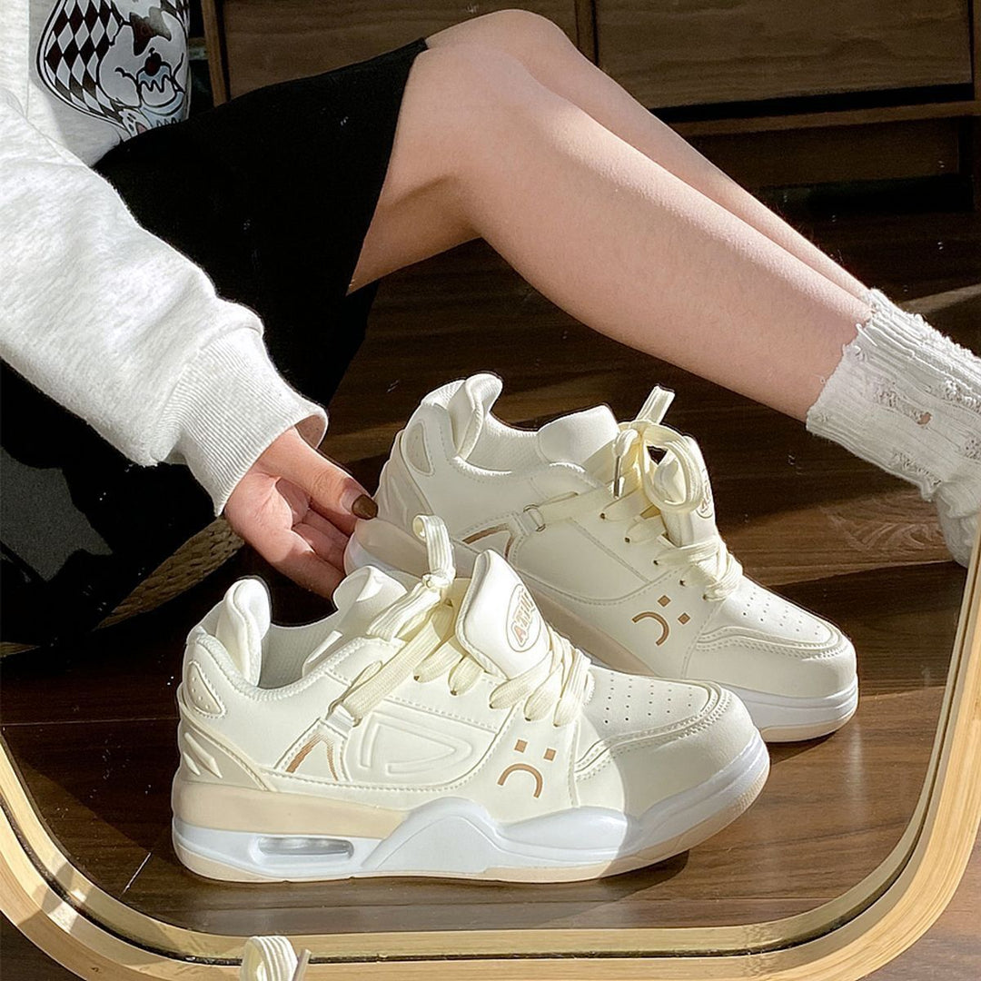 Damen Sportliche Sneaker mit atmungsaktiver Mesh-Oberfläche und integrierter Dämpfung EB