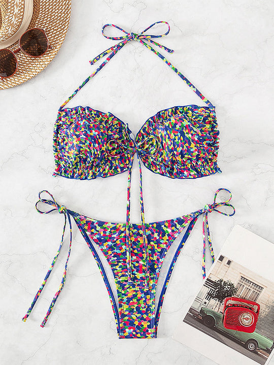 Damen Bikini mit sexy hoch geschnittenem Slip und buntem Design EB