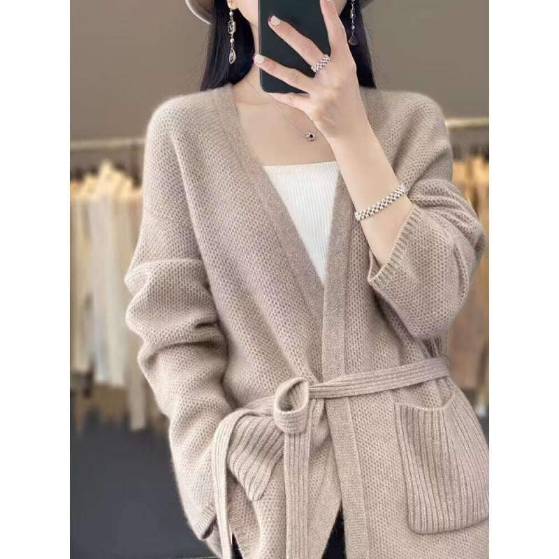 Damen bequeme Strickjacke mit Taillengürtel und Taschen EB