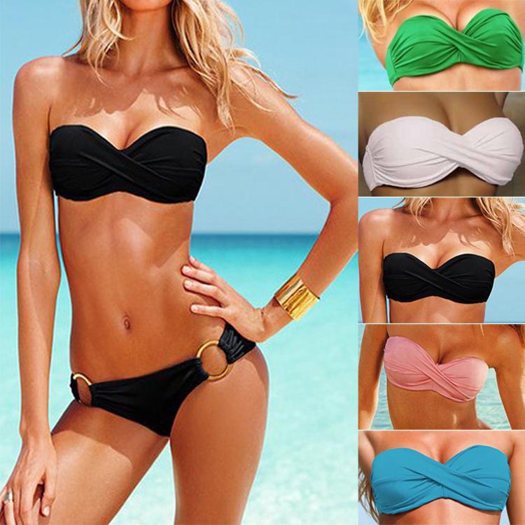 Damen Bandeau-Bikini mit elegantem Wickeldesign und goldenen Akzenten EB
