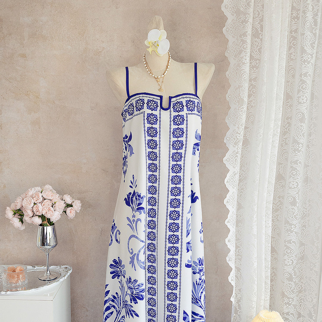 Damen Sommerkleid mit floralen Mustern und leichter luftiger Passform EB