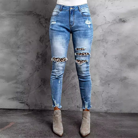 Damen Jeans im modernen Destroyed-Design mit aufregenden Tiermustern EB