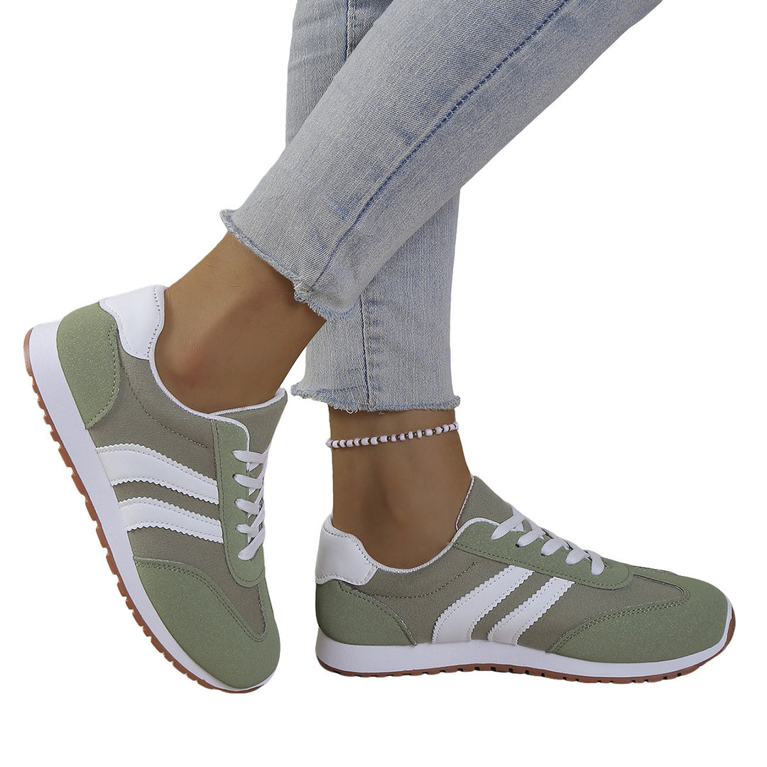 Damen Sneakers im sportlichen Retro-Stil mit atmungsaktiver Oberflächenstruktur EB