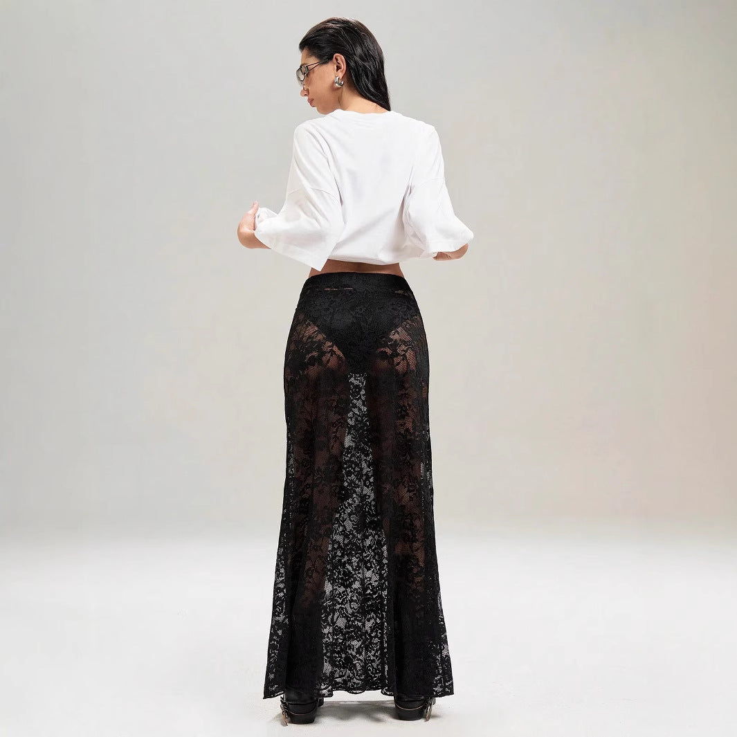 Damen nan weites Baumwollshirt und langer transparenter Spitzenrock EB