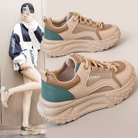 Damen Sportliche Sneakers mit dämpfendem Sohlenprofil und atmungsaktiver Mesh-Oberfläche EB