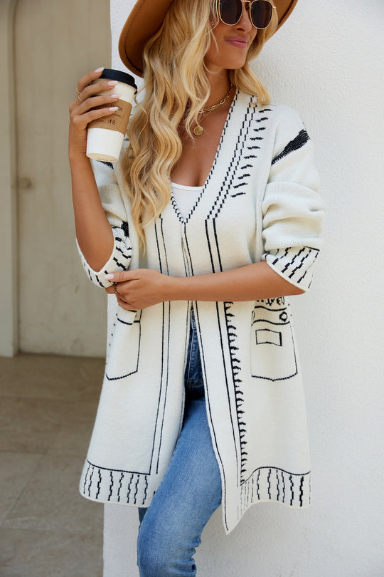 Damen Langarm Cardigan mit grafischem Design und praktischen Taschen EB