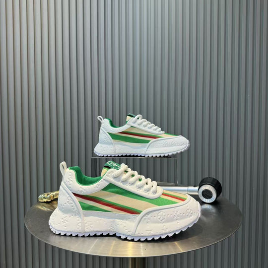Damen Sportliche Sneakers mit atmungsaktiver Mesh-Oberfläche und dämpfender Laufsohle EB