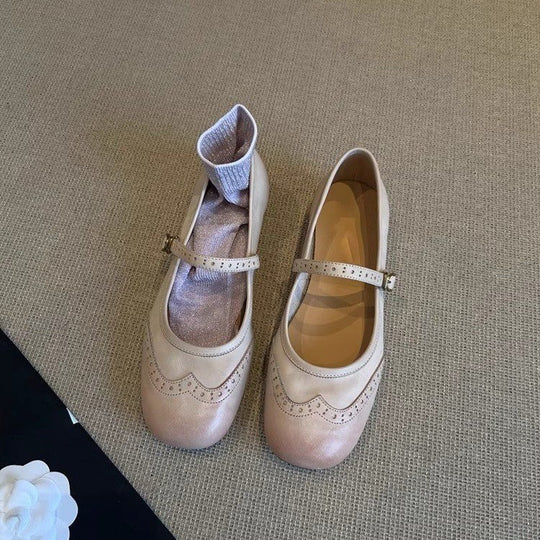 Damen Elegante Ballerinas mit verstellbarem Riemen und modischem Detail EB