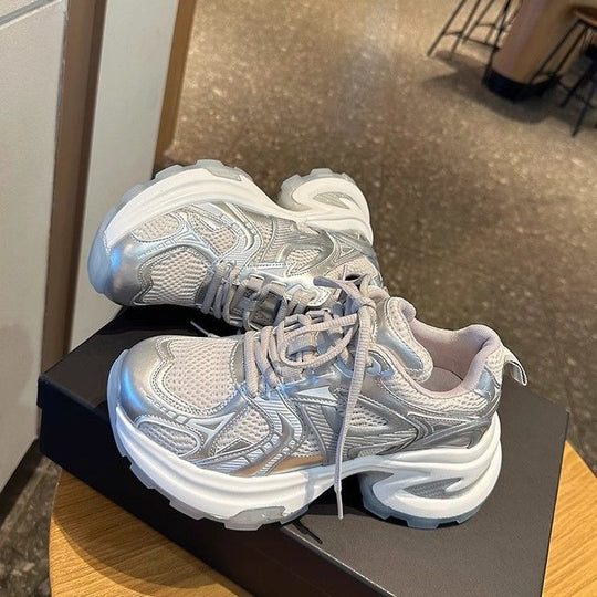 Damen Sportliche Sneaker mit hochmodernem Design und atmungsaktiven Elementen EB