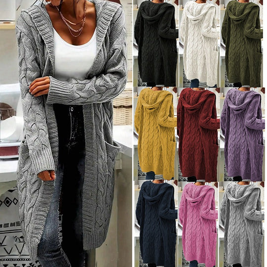 Damen Strickjacke im lässigen Langschnitt mit Zopfmuster und praktischen Taschen EB