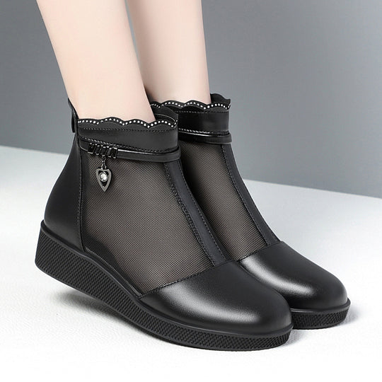 Damen Stiefeletten mit transparentem Mesh-Einsatz und modischem Schmuckdetail EB