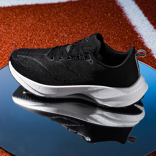 Damen Sportliche Laufschuhe mit atmungsaktiver Mesh-Oberfläche und reaktionsfreudiger Dämpfung EB