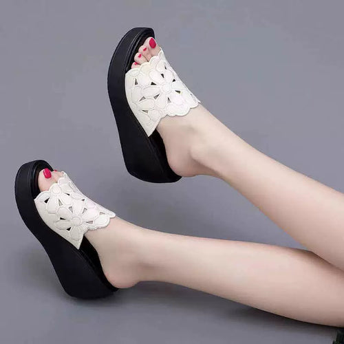 Damen Wedge-Pantoletten mit floralem Design und bequemem Fußbett EB